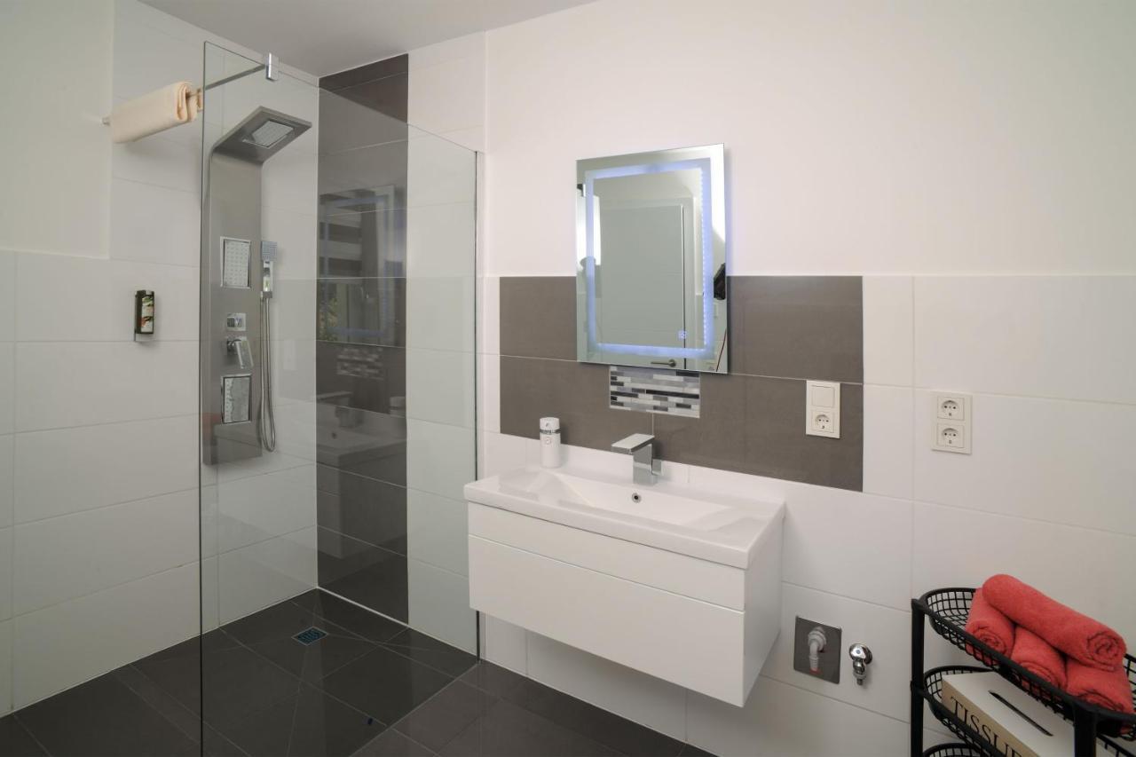 דירות ורניגרוד Designloft Sh 19 - Upgrade House מראה חיצוני תמונה